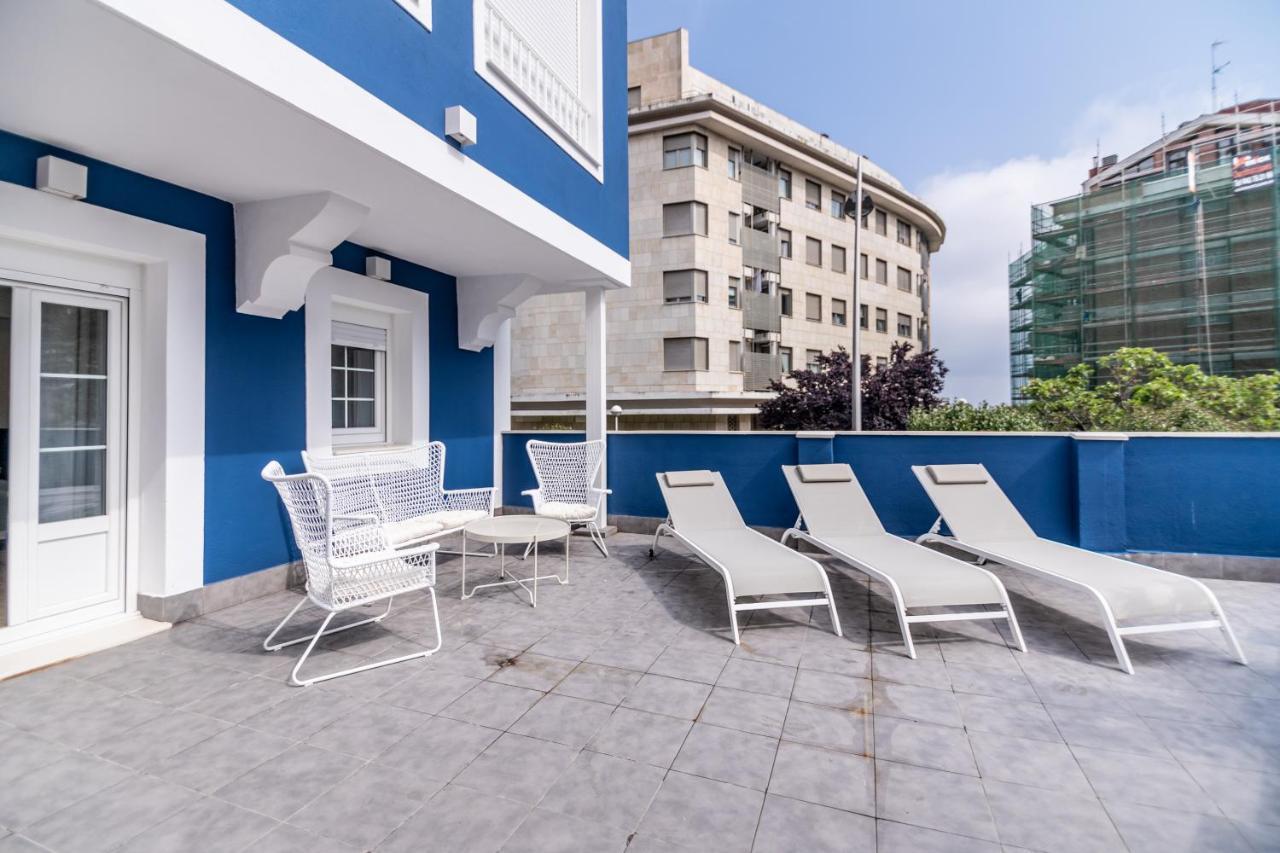 Villa Marta - Apartamentos Centricos Junto Al Mar Кастро-Урдиалес Екстериор снимка