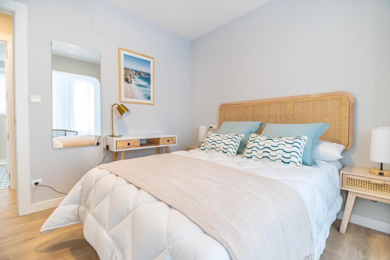 Villa Marta - Apartamentos Centricos Junto Al Mar Кастро-Урдиалес Екстериор снимка