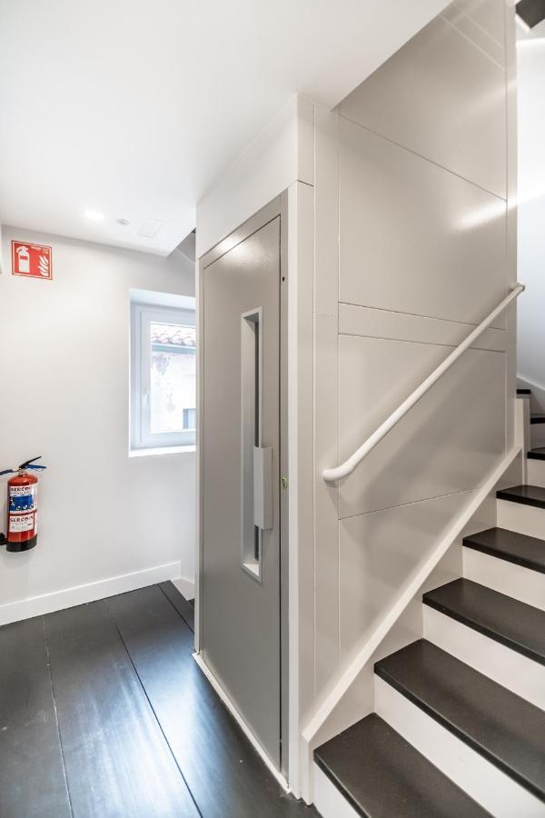 Villa Marta - Apartamentos Centricos Junto Al Mar Кастро-Урдиалес Екстериор снимка